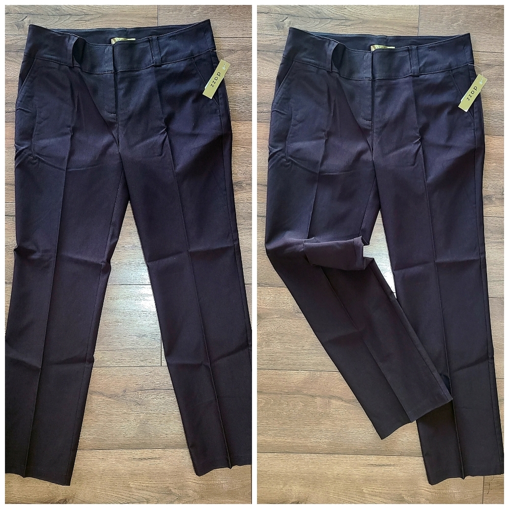 NWT'S- DAZZ - Brown Stretch Straight Leg Pant, Front Zip Dress Pant- size 3X, 2X